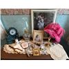 Image 1 : Vintage Decorative Collection With Feathered 