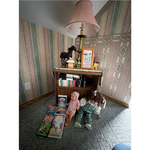 Lot: Lamp, Dolls, Toys, DVDs, Disney