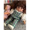 Image 4 : Lot: Lamp, Dolls, Toys, DVDs, Disney