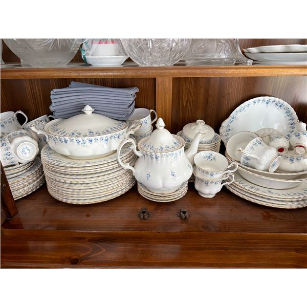 Royal Albert Memory Lane Bone China Set