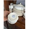 Image 3 : Royal Albert Memory Lane Bone China Set