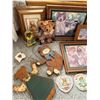 Image 2 : Teddy Bear Art and Decor Lot