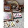 Image 4 : Teddy Bear Art and Decor Lot