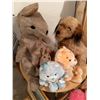 Image 2 : Stuffed Animals and Framed Artwork Lot