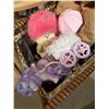 Image 4 : Stuffed Animals and Framed Artwork Lot