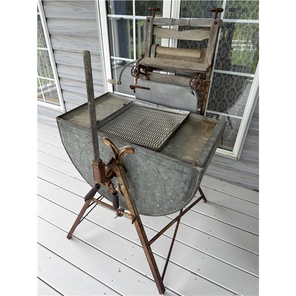 Galvanized Metal Hand-Crank Washing Machine