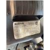 Image 2 : Mastercraft Air Cage Compressor 2 Gal