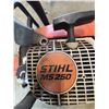 Image 2 : STIHL MS 250 Gas Chainsaw