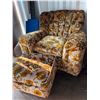 Image 2 : Floral Upholstered Armchairs With Ottoman