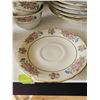 Image 2 : S1 Dinnerware A