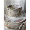 Image 8 : S1 Dinnerware A