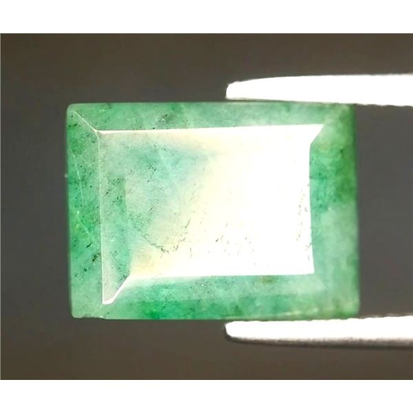 8.1 ct Certified Emerald gemstone ($7,850 Appraisal)