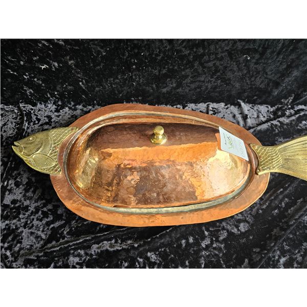 S1 Vintage Lidded Copper Fish Server A