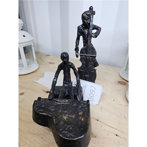 S1 Bronzed Musicians A