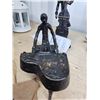 Image 3 : S1 Bronzed Musicians A