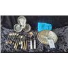 Image 2 : S2 Vintage Cutlery A