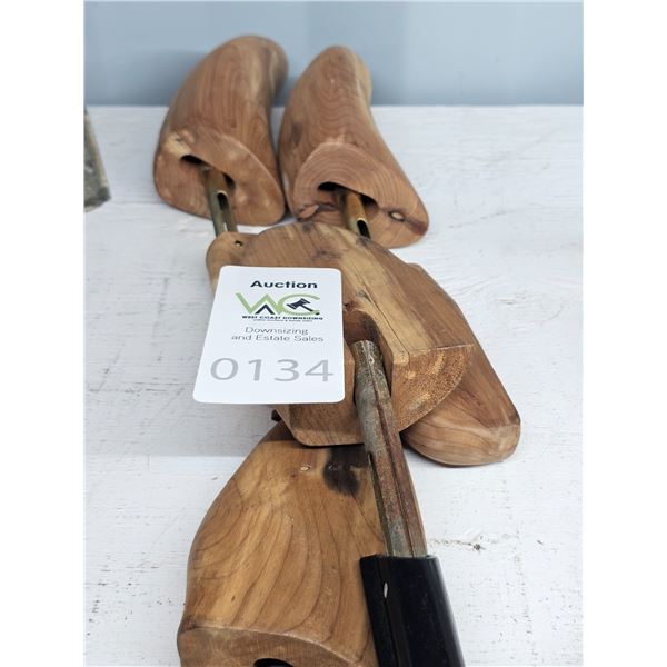 S2 Wooden Boot Trees A