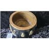 Image 4 : S2 Embossed Indian Container A