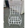 Image 3 : Metal Lawn Chair B