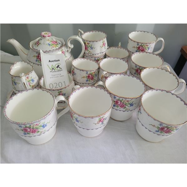 S4 Royal Albert Petit Point A