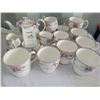 Image 1 : S4 Royal Albert Petit Point A