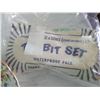 Image 6 : S4 Royal Albert Petit Point A