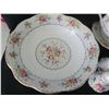 Image 2 : S4 Royal Albert Petit Point A