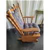 Image 2 : Glider Chair A