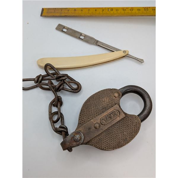 Yale Lock / USA Straight Razor