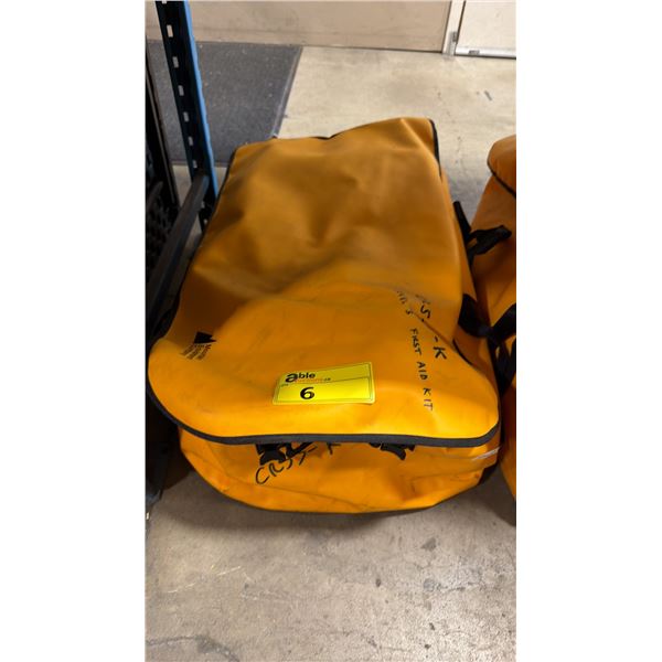 MEC COMMERCIAL BACKCOUNTRY LEVEL 3 EMERGENCY FIRST AID KIT IN ORANGE DUFFEL STYLE DRY BAG
