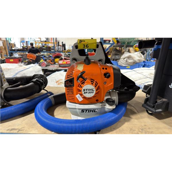 STIHL BR 200 COMMERCIAL GAS POWERED BACKPACK LEAF BLOWER WITH DIVERTER ATTACHMENT