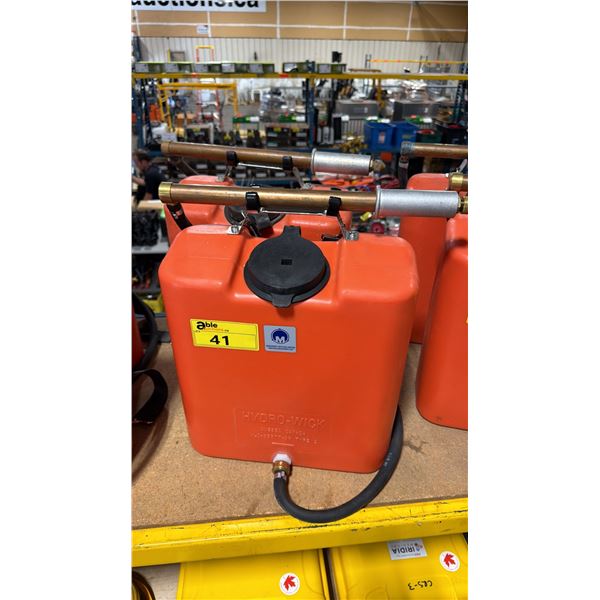 2 HYDRO-WICK RED PLASTIC COMMERCIAL FIRE BACKPACK WATER SPRAYERS