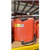 Image 2 : 2 HYDRO-WICK RED PLASTIC COMMERCIAL FIRE BACKPACK WATER SPRAYERS