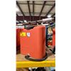 Image 2 : 2 HYDRO-WICK RED PLASTIC COMMERCIAL FIRE BACKPACK WATER SPRAYERS