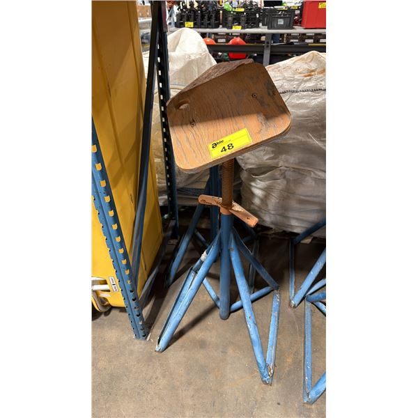 PAIR OF BROWNELL 20,000 LBS CAPACITY ADJUSTABLE MOTORBOAT STANDS