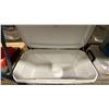 Image 2 : COLEMAN WHITE 316 SERIES 120 QT PORTABLE MARINE COOLER