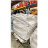 Image 2 : PALLET OF 38" X 38" X 54" COMMERCIAL PLASTIC WOVEN TRANSPORT BAGS *MUST TAKE ALL ON PALLET*