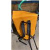 Image 2 : 6 ORANGE COMMERCIAL OUTDOOR BACKPACK DRY BAGS