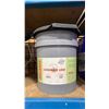 Image 2 : 4 LUGGABLE LOO 5 GAL PORTABLE WASTE BUCKETS WITH LIDS