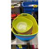 Image 4 : WOODS OUTDOOR CAMPING DISHES & STACK OF VARIOUS SIZED PLASTIC TRANSPORT BASKETS