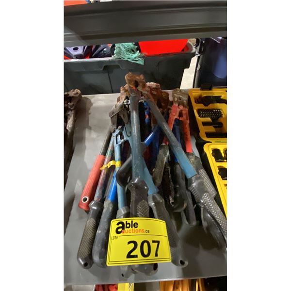 STACK OF ASSORTED INDUSTRIAL HAND OPERATED BOLT CUTTERS