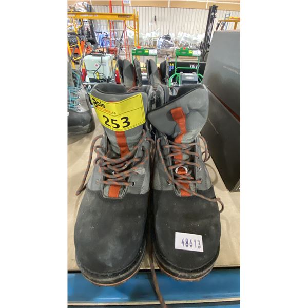 2 PAIRS OF SIMMS MEN'S TRIBUTARY BOOTS - RUBBER ONES SIZE 12, ONE SIZE 11