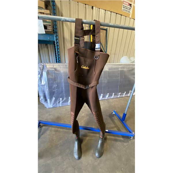 CABELA'S BROWN NEOSTRETCH NEOPRENE CHEST WADERS WITH 3M 200G INSULATED BOOTS SIZE 9R