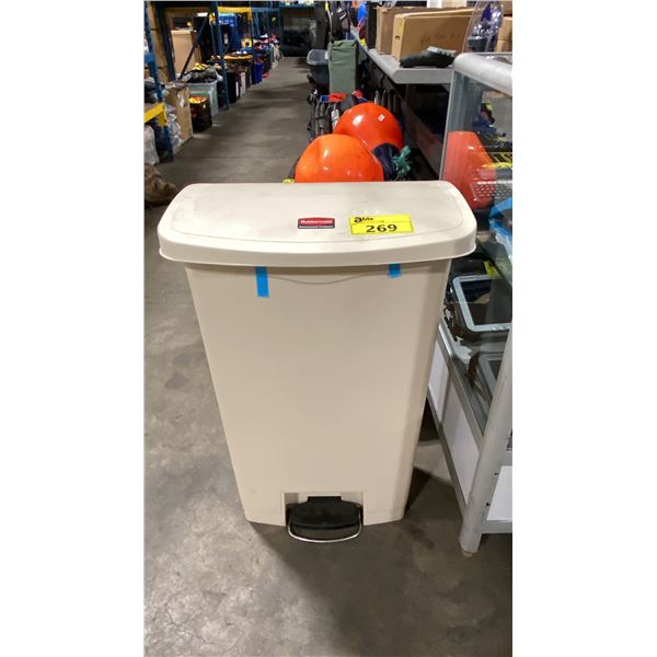 RUBBERMAID COMMERCIAL SLIMJIM 68L STEP-ON WASTE RECEPTACLE