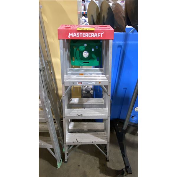 MASTERCRAFT 4' ALUMINUM STEP LADDER, & FEATHERLITE 4' ALUMINUM STEP LADDER