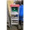 Image 1 : MASTERCRAFT 4' ALUMINUM STEP LADDER, & FEATHERLITE 4' ALUMINUM STEP LADDER