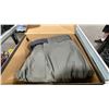 Image 2 : 2 PAIRS OF SIMMS MEN'S FREESTONE SIZE L 9 - 11 FOOT OUTDOOR WADING PANTS