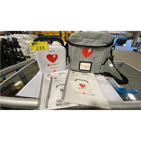 PHYSIO CONTROL LIFEPAK CR2 COMMERCIAL AED TRAINING DEFIBRILLATOR IN SOFT TRANSPORT CASE