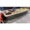 Image 2 : AMERICAN 12 SUNDOLPHIN GREEN / BEIGE 12' PLASTIC FORMED 2 PERSON 330 LBS CAPACITY ROW BOAT WITH