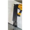 Image 3 : BOSTITCH STRIP NAILER